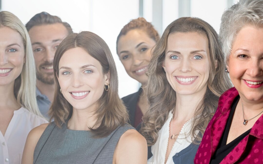 Lioba Heinzler mit einem Team von Unternehmerinnen